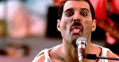 10 Best Freddie Mercury Songs of All Time - Singersroom.com