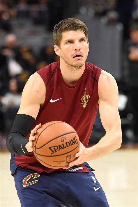Kyle Korver Parents: Meet Laine Korver and Kevin Korver - ABTC