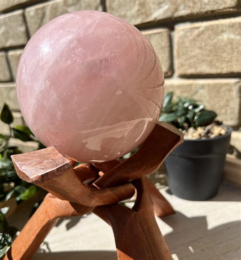 XL Rose Quartz Sphere 1.64kg – goldcoastcrystalboutique
