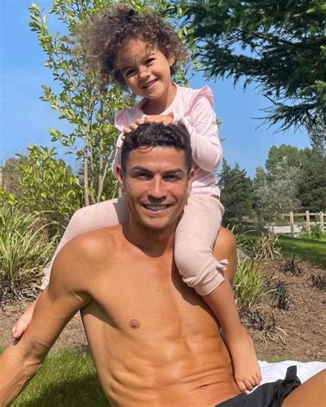 cristiano ronaldo  alana