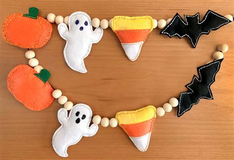 Halloween Felt Garland – Do It Better Yourself Club