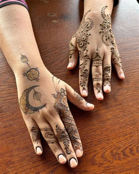 New Stylish Mehndi Designs for Back Hand Charm