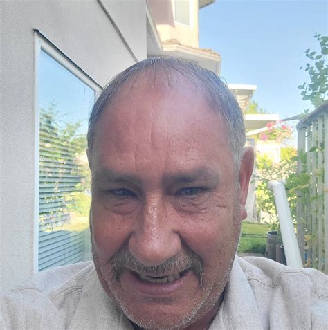 Bums in Thongs - Bums in Thongs added a new photo.