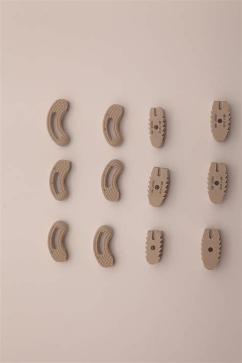 Spinal Fusion Cage Peek Material Surgical Implant Tlif - Peek Fusion