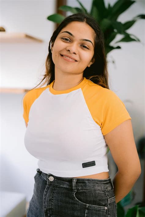 tone top sketch  womens clothing