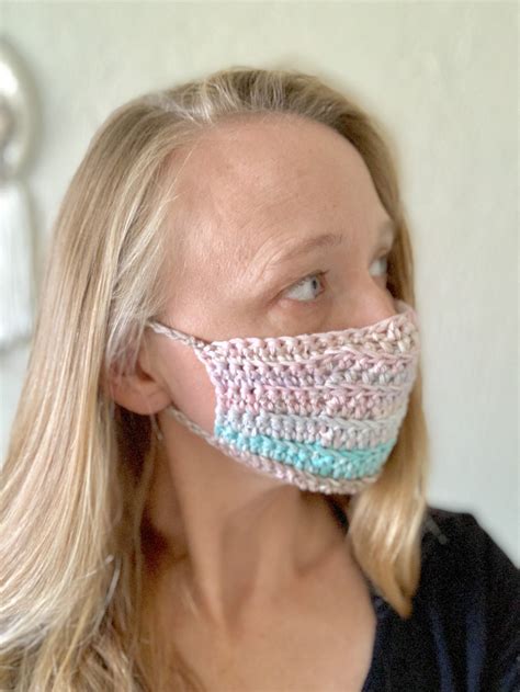 Easy Crochet Face Mask Pattern - Crochetboss.com | Crochet faces, Crochet mask, Easy crochet