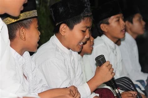 anak mengaji belajar foto gratis  pixabay