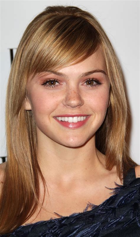 Aimee Teegarden Nude Pics