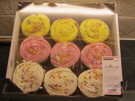 10 Costco Giant Cupcakes Photo - Costco Cupcakes, Costco Cupcakes and Costco Carrot Cake ...