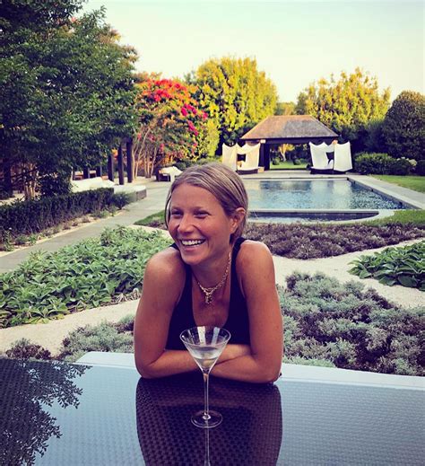 Gwyneth Paltrow's Raunchy Reaction to Becoming a Dirty Meme Is Hilarious