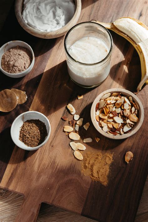 The Best Protein Powders for Women, According to a Nutritionist