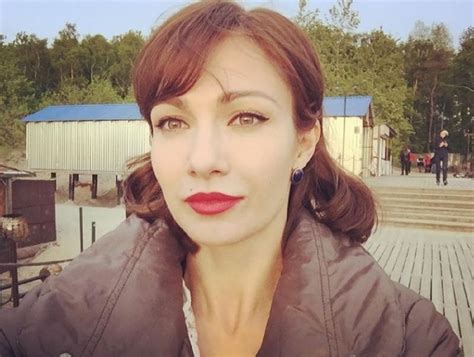 «Абсолютный шок»: друзья назвали причину смерти актрисы Евгении Брик ...
