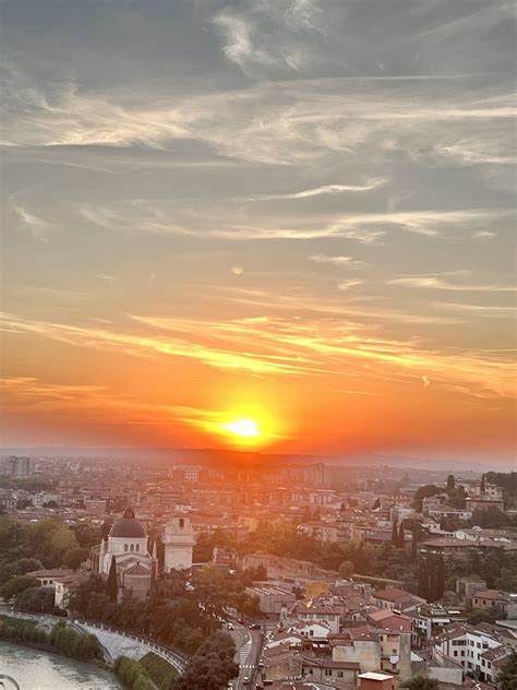 Verona Highlights & Hidden Gems at Sunset with cable car ride | Romeo