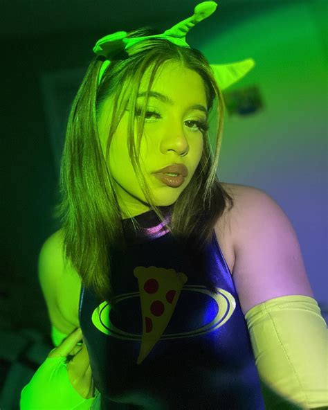 Anllela Sanchez (@anlle_sanchez) • Instagram photos and videos