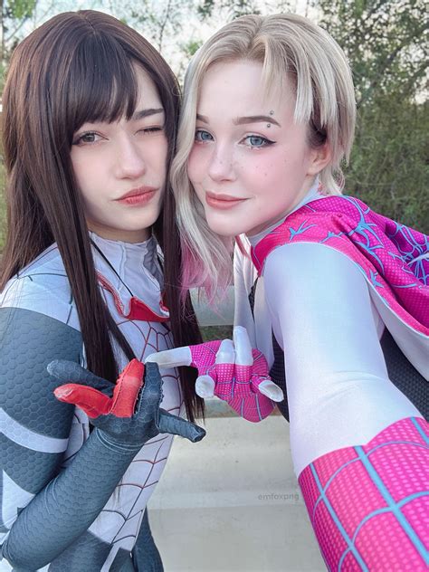 My Gwen cosplay with my friend as Silk : r/Spiderman