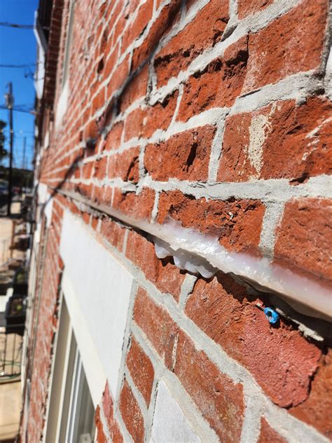 Client's Leaking Transom Window & Other Brick Facade Issues : r