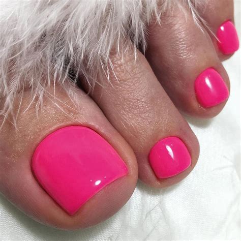 Amazon.com: Kikmoya Hot Pink Press on Toenails Short Square Fake