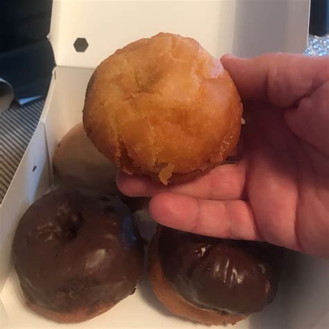 Honey's Doughnuts; a Deep Cove Treasure - Stacey Robinsmith dot com