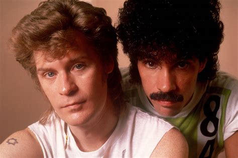 Download Daryl Hall John Oates Vintage 80s Photoshoot Wallpaper ...