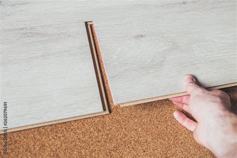 learn  install laminate  floating floor device mounting