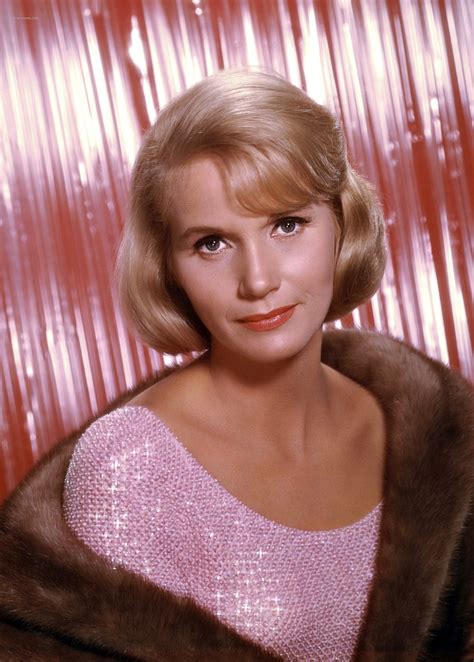 Free download Eva Marie SAINT Biographie et filmographie [1500x2097