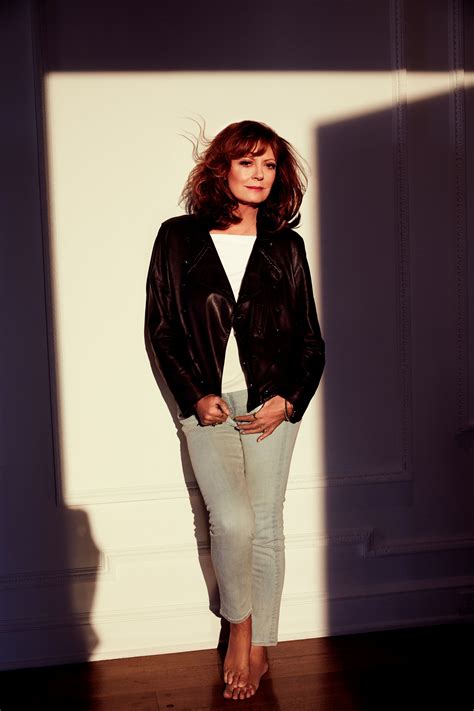 Photo shoot with Susan Sarandon, spokesperson for L'Oréal Paris. (Photo
