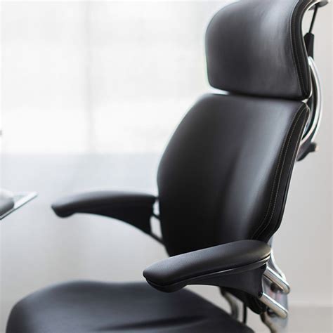 Humanscale Freedom Headrest – Leather | TakeAseat.my