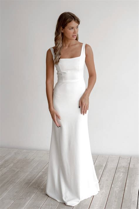 dresses square neck 10