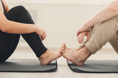 Foot and Toe Yoga: 5 Tips For Stronger Feet - Foot and Ankle Group