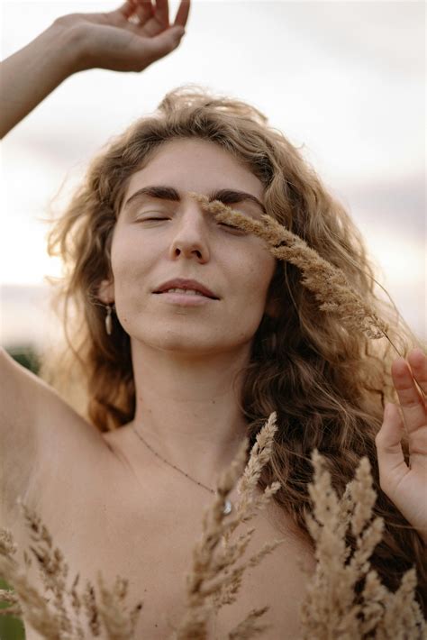 2.000+ Naked+nudist+fkk+gynastics Bilder und Fotos · Kostenlos