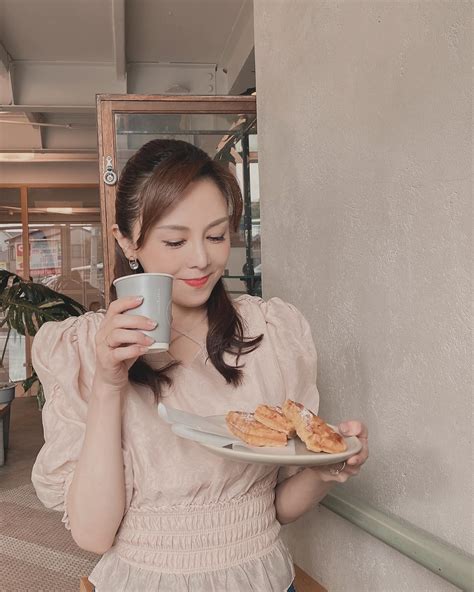 Morimoto Tomoko (@tomokomorimoto_official) • Instagram photos and videos