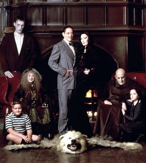 Addams Family Reunion! Stars of 1991 blockbuster gather at LA Comic Con