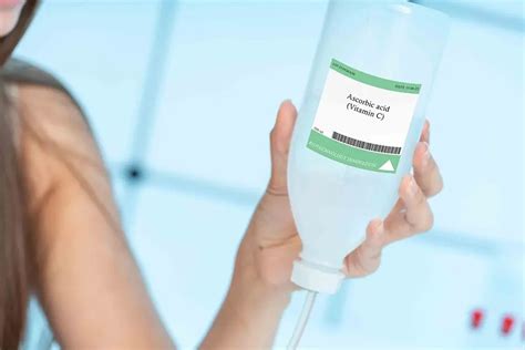 Intravenous Vitamin C: Benefits, Effectiveness, Where to Get It