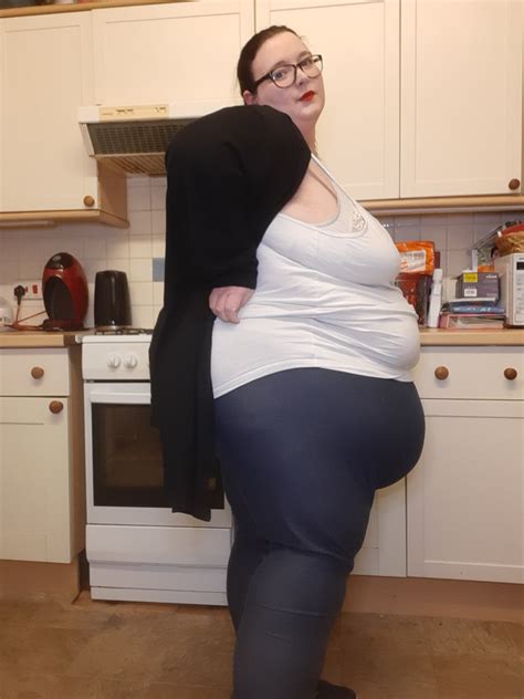 A man's ultimate collection of pears bbw and ssbbw on Tumblr