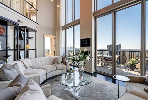 Stunning Penthouse in Buckhead High-rise (Previously Listed) | Atlanta