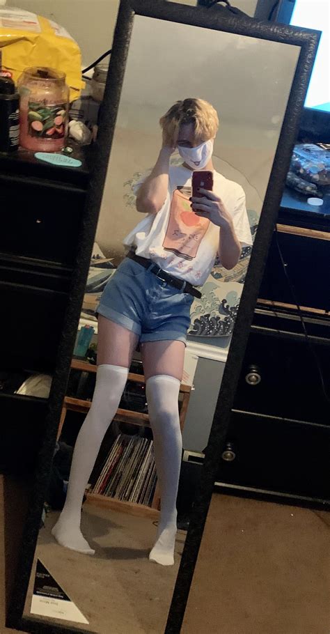 Cutest femboy in town? : r/femboy