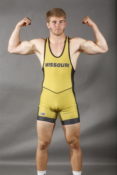 Sqwhirlly : Photo | Lycra men, Wrestling singlet, Body transformation men