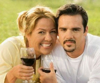 Yaşlı kadın, genç erkek ilişkisi... - Mahmure