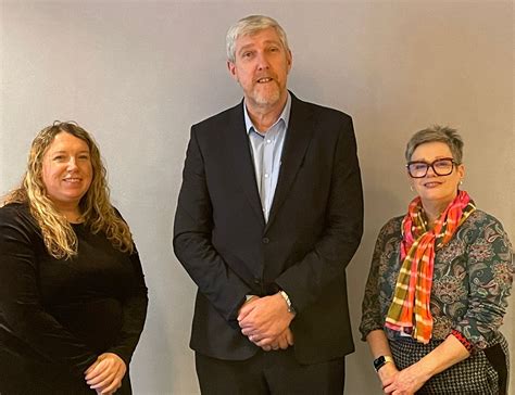 Minister meets Disability Action to discuss accessible travel | The