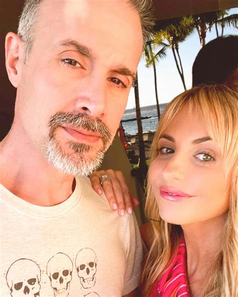 Sarah Michelle Gellar and Freddie Prinze Jr.'s Relationship Timeline