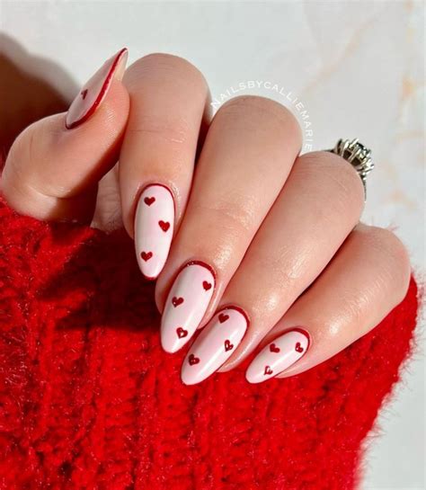 59 Cutest Love Heart Nail Art Designs : Red Outline and Heart Nails