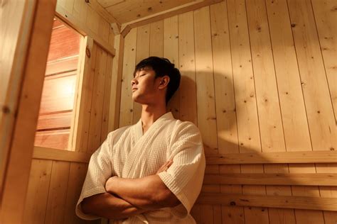 enjoy saunas  japan etiquette tips  recommendations