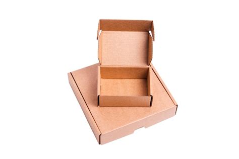 Premium Photo | Brown carton cardboard box, isolated