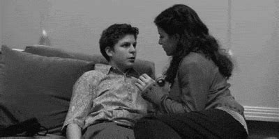 Maeby Funke GIFs - Find & Share on GIPHY