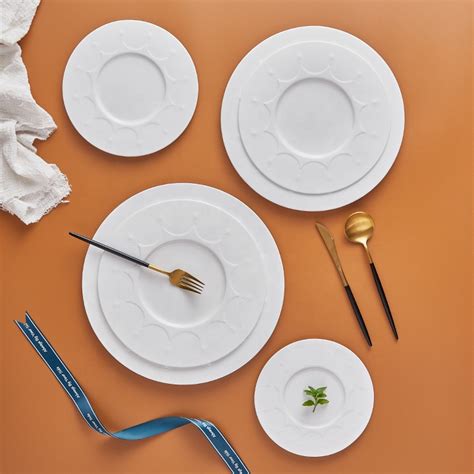 White bone china dishes & plates - Pito