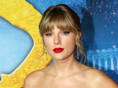 taylor swift directed  video   necessity