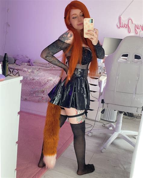 Foxy Lily | Finally friday 💖 | Instagram