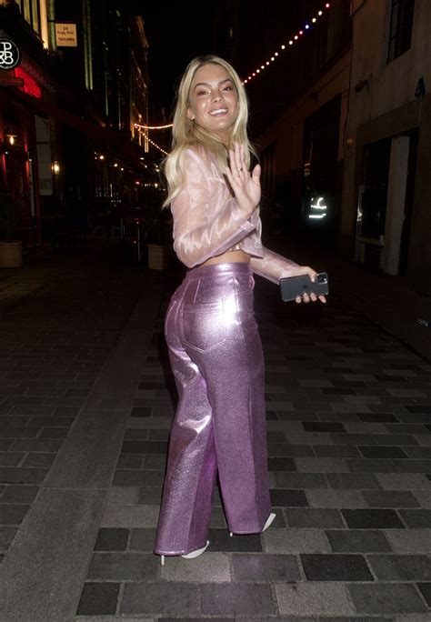 Louisa Johnson – “Sophie Tea Art: Send More Nudes” Private View in