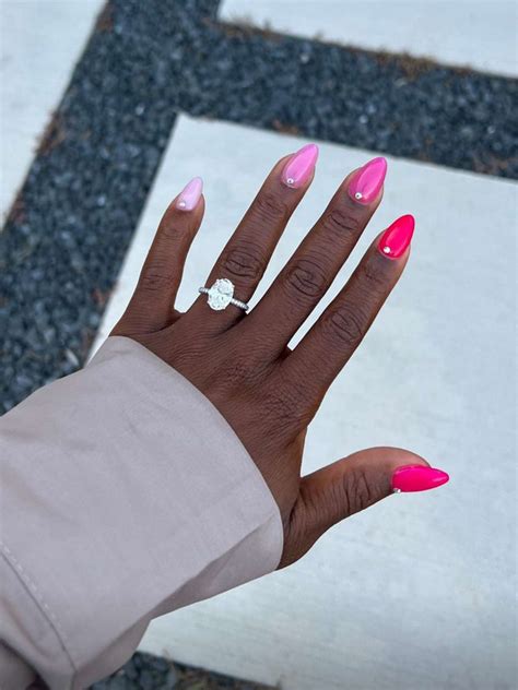 All About Simone Biles Diamond Engagement Ring and Wedding Band