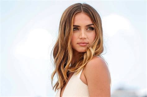 El próximo trabajo de Ana de Armas... ¿un filme de superhéroes? - Cubalite